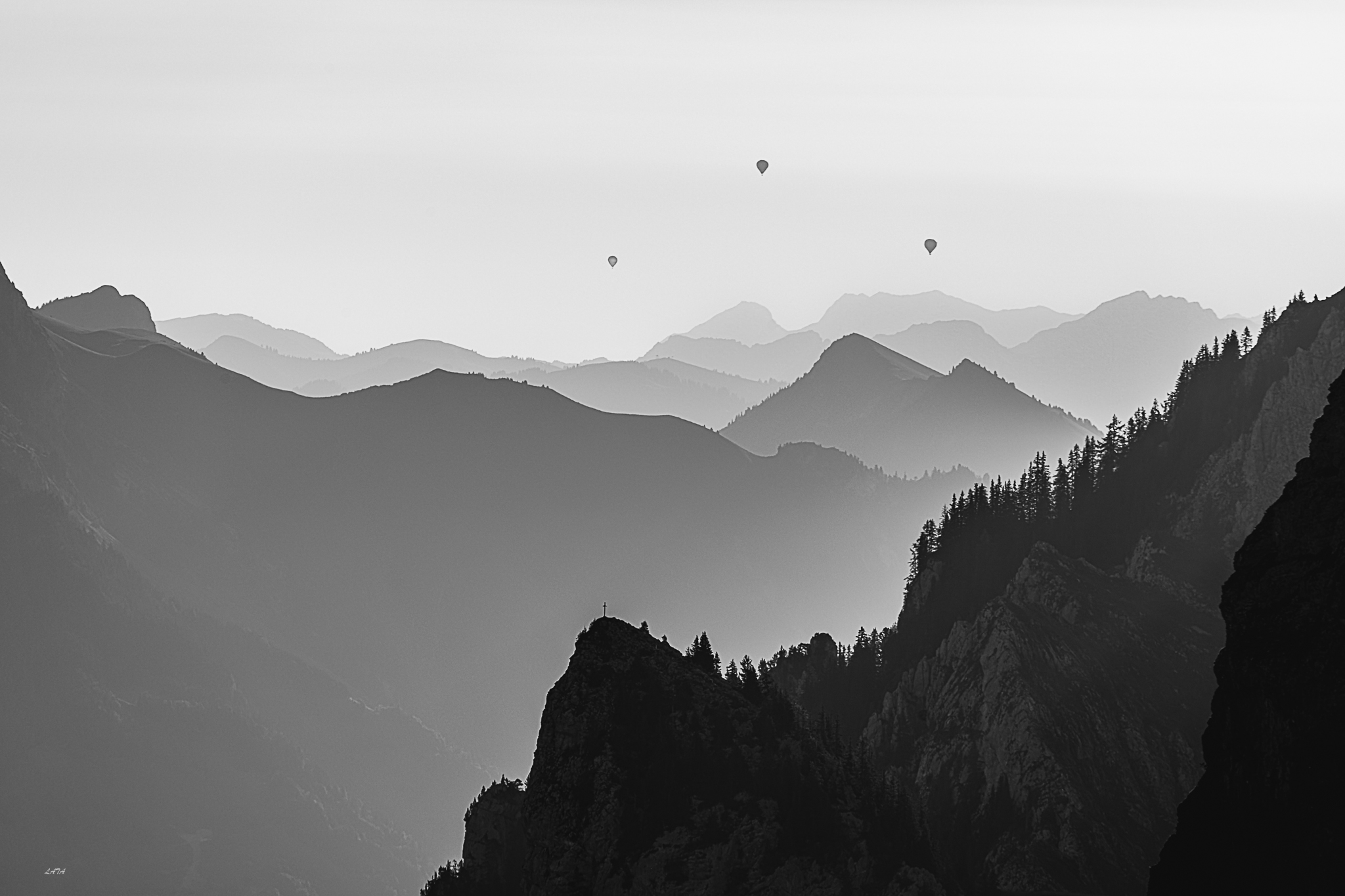 Aube du Col de Bises 1. N&B
