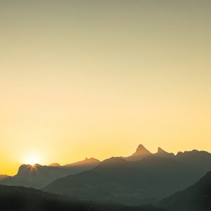 Lever de soleil. Massif du Chablais 4